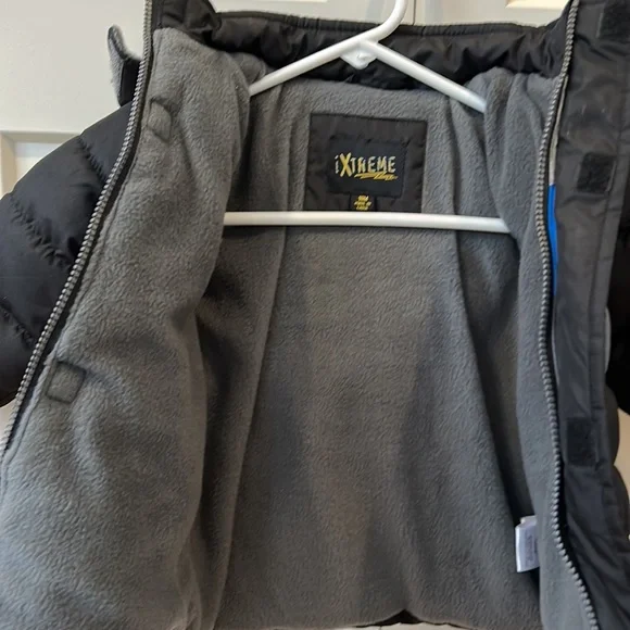 Boys 18 months polyester hooded winter jacket. Blue grey and black color. - Picture 8 of 11